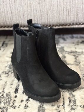 Soda Black Suede Block Heel Ankle Boots